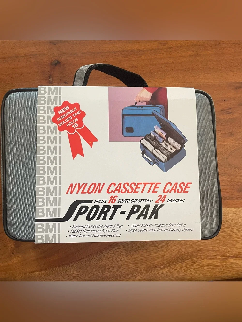 New Old Stock Vtg 1989 BMI Sport-Pak Nylon Cassette Case Holds 16 Boxed Tapes